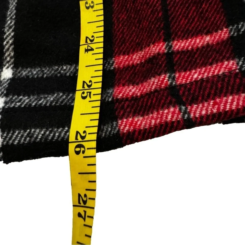 Chic Me Flannel Shirt Shacket Coat Plaid Red
Brushed Flannel Size Small NEW - Picture 12 of 15